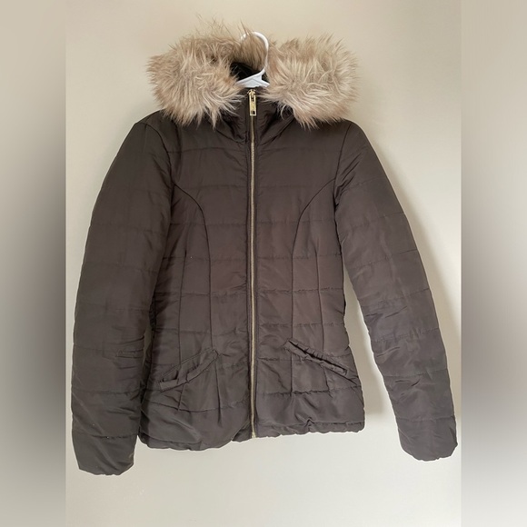 H&M Dark olive green Puffer Jacket with Faux Fur Trim size4 NWOT - Picture 1 of 4